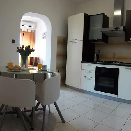 Nina Apartment Vodice