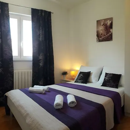 Nina Apartment *